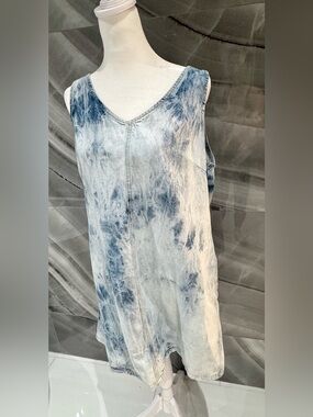 GAP Blue and White Tie-Dye Denim Sleeveless Top size L